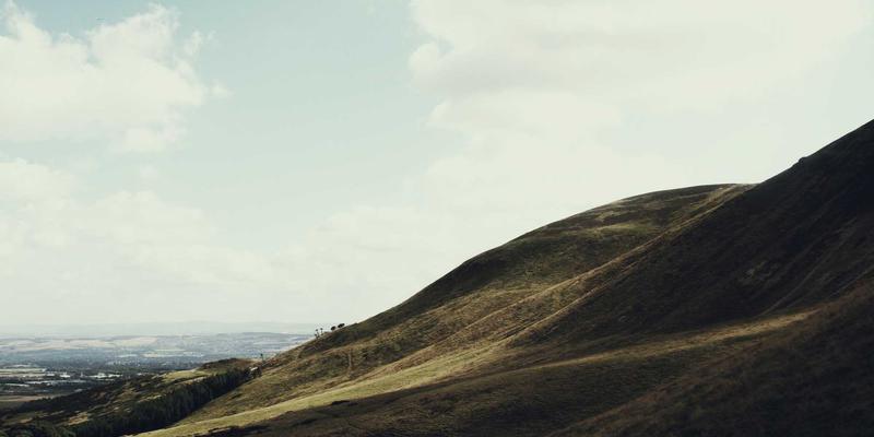 奥兰治城公共艺术地图：壁画与雕塑景点全攻略，解锁城市文化身份的行程规划