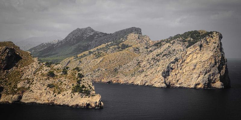 奥兰治城旅行指南：解锁美食、景点与创业机遇的完美融合
